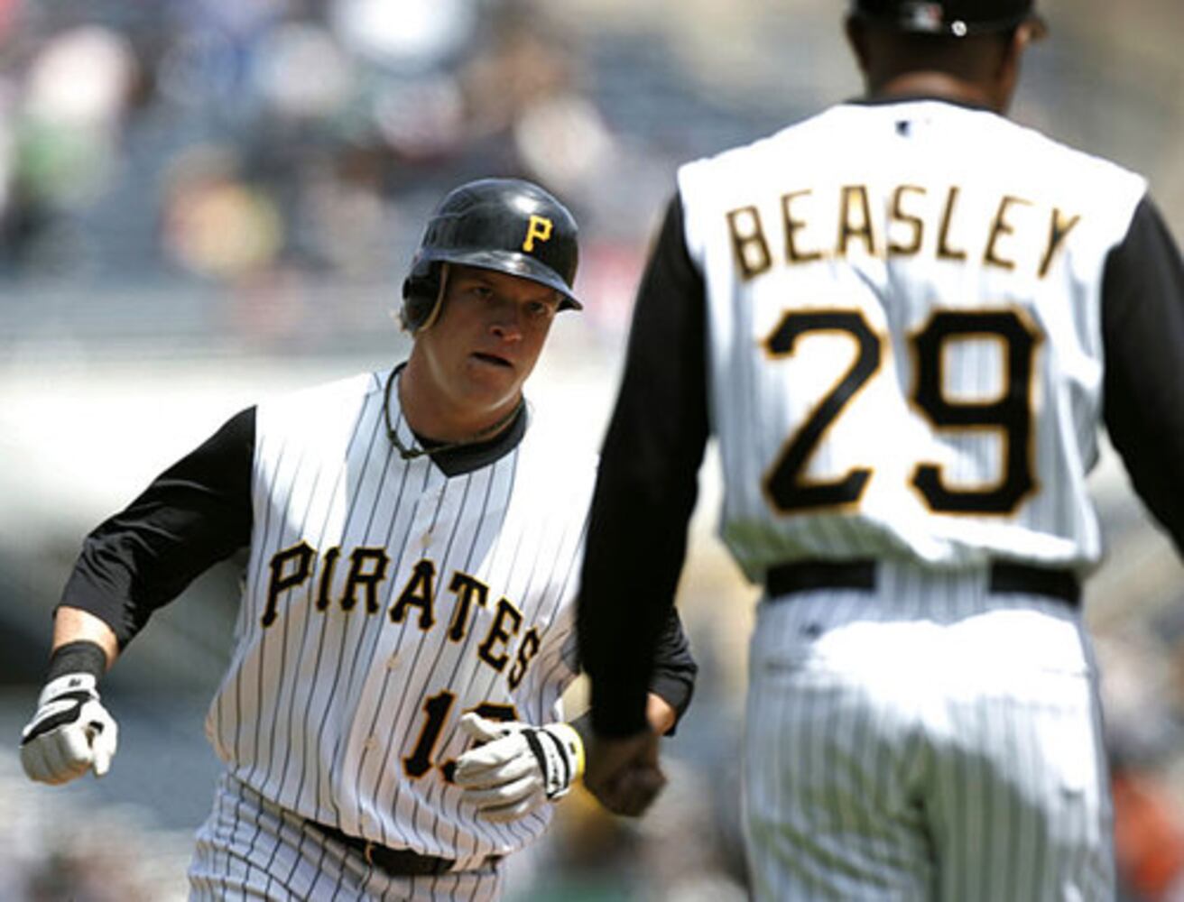 Braves new center fielder Nate McLouth
