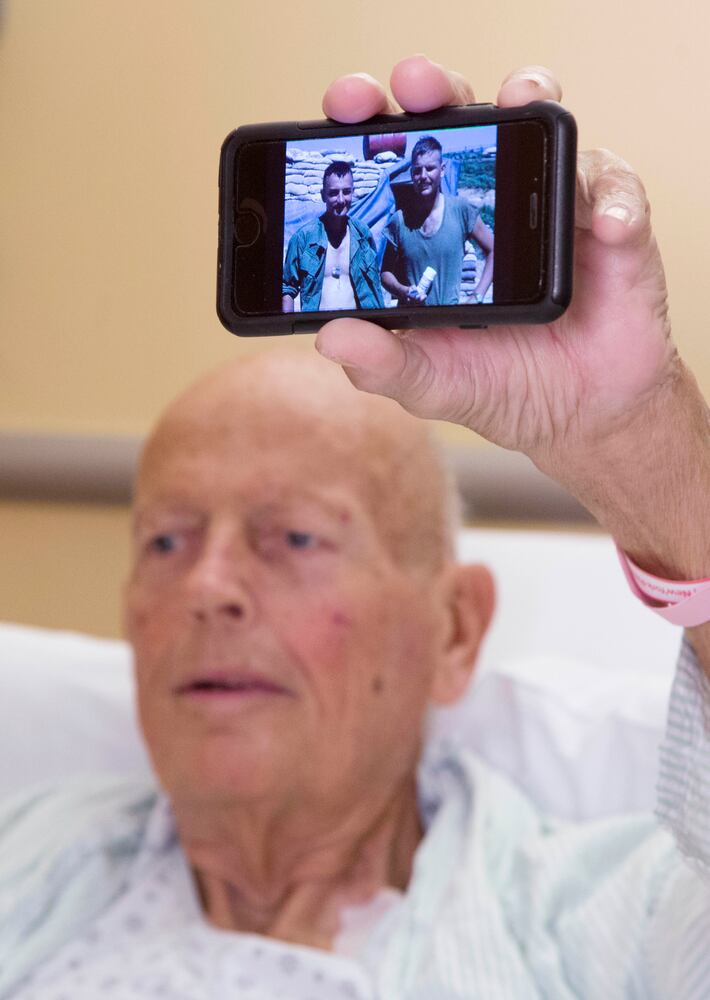 PHOTOS: Veterans strengthen bond through kidney donation