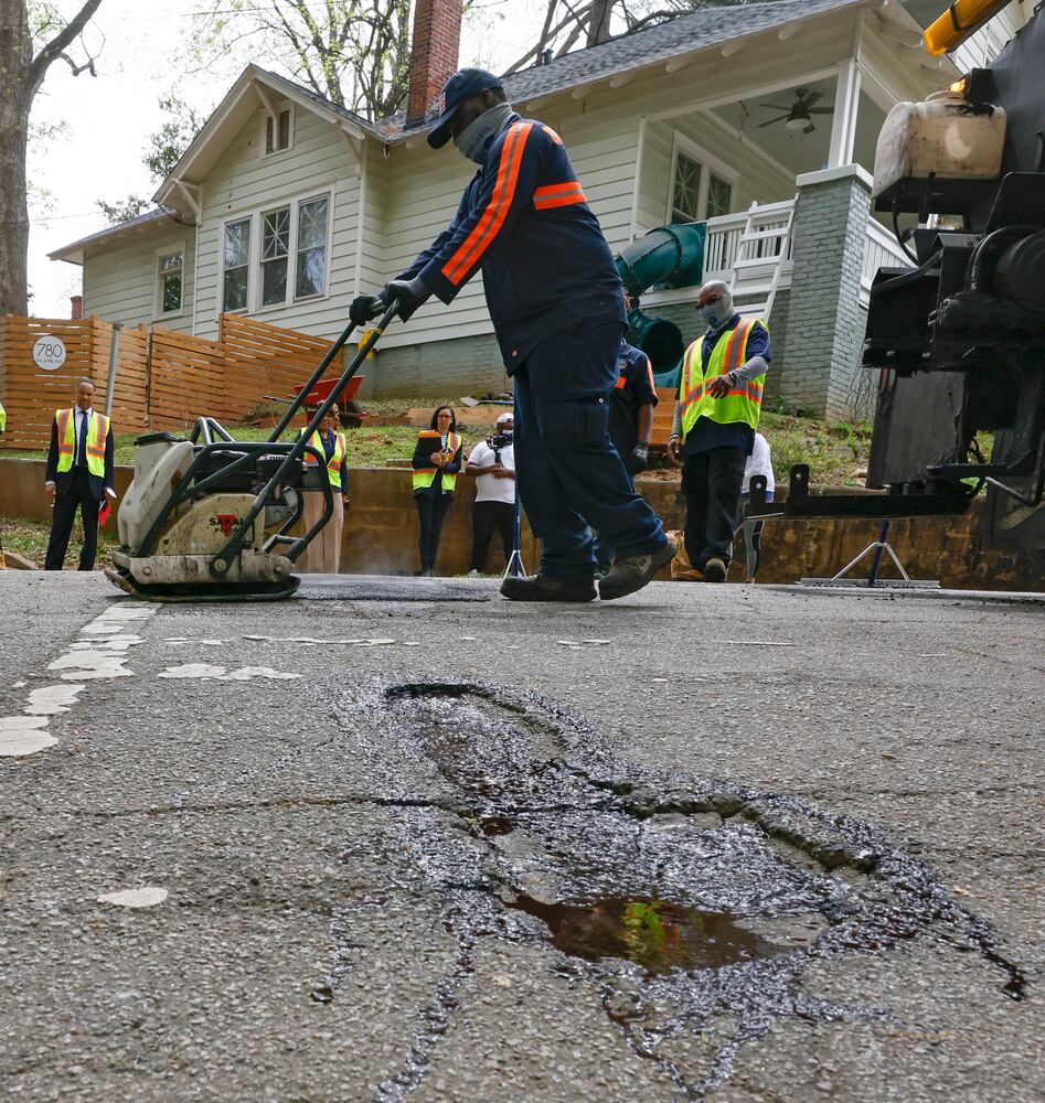 Mayor restarts pothole posse