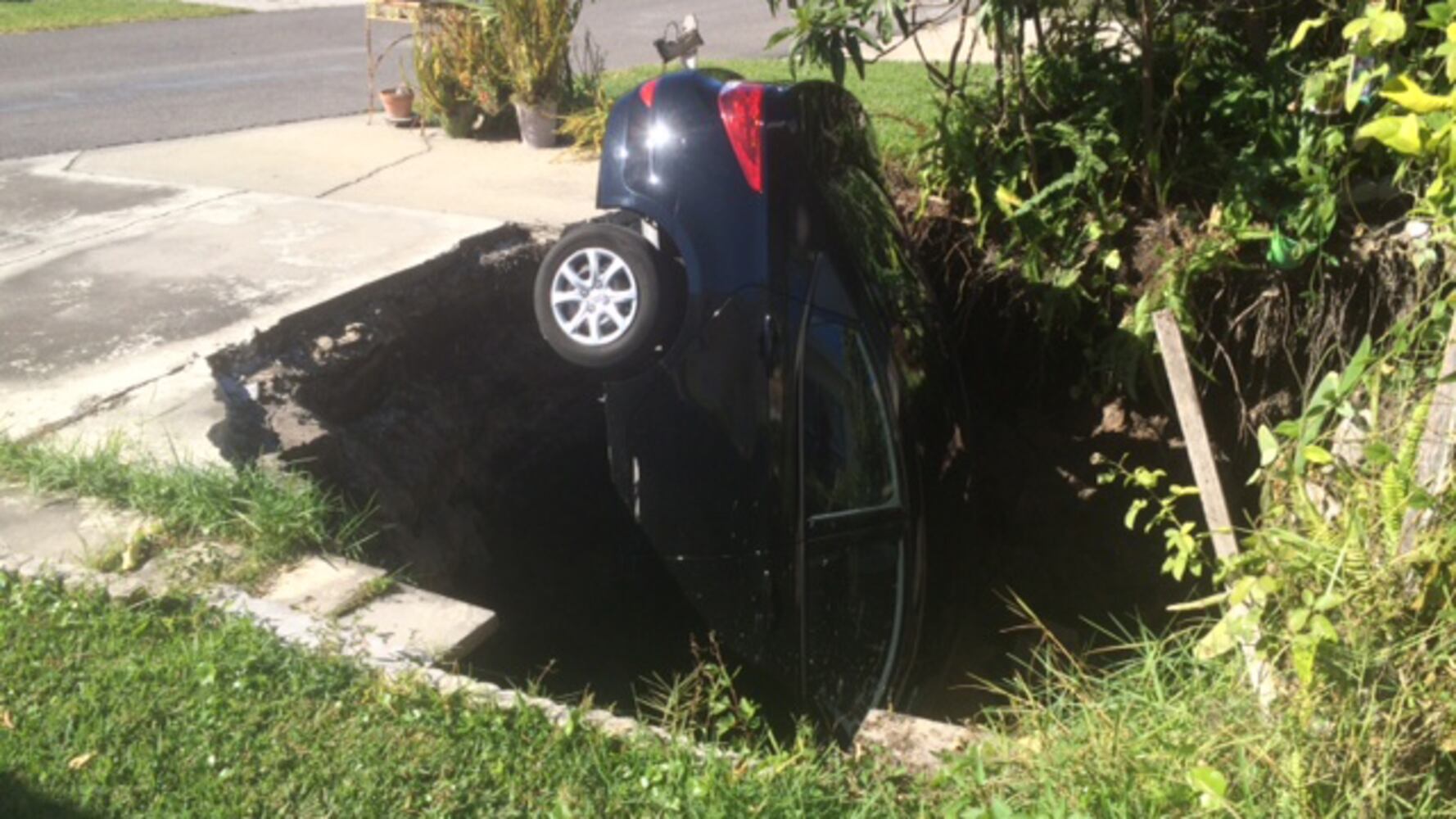 Holiday mobile home sinkhole