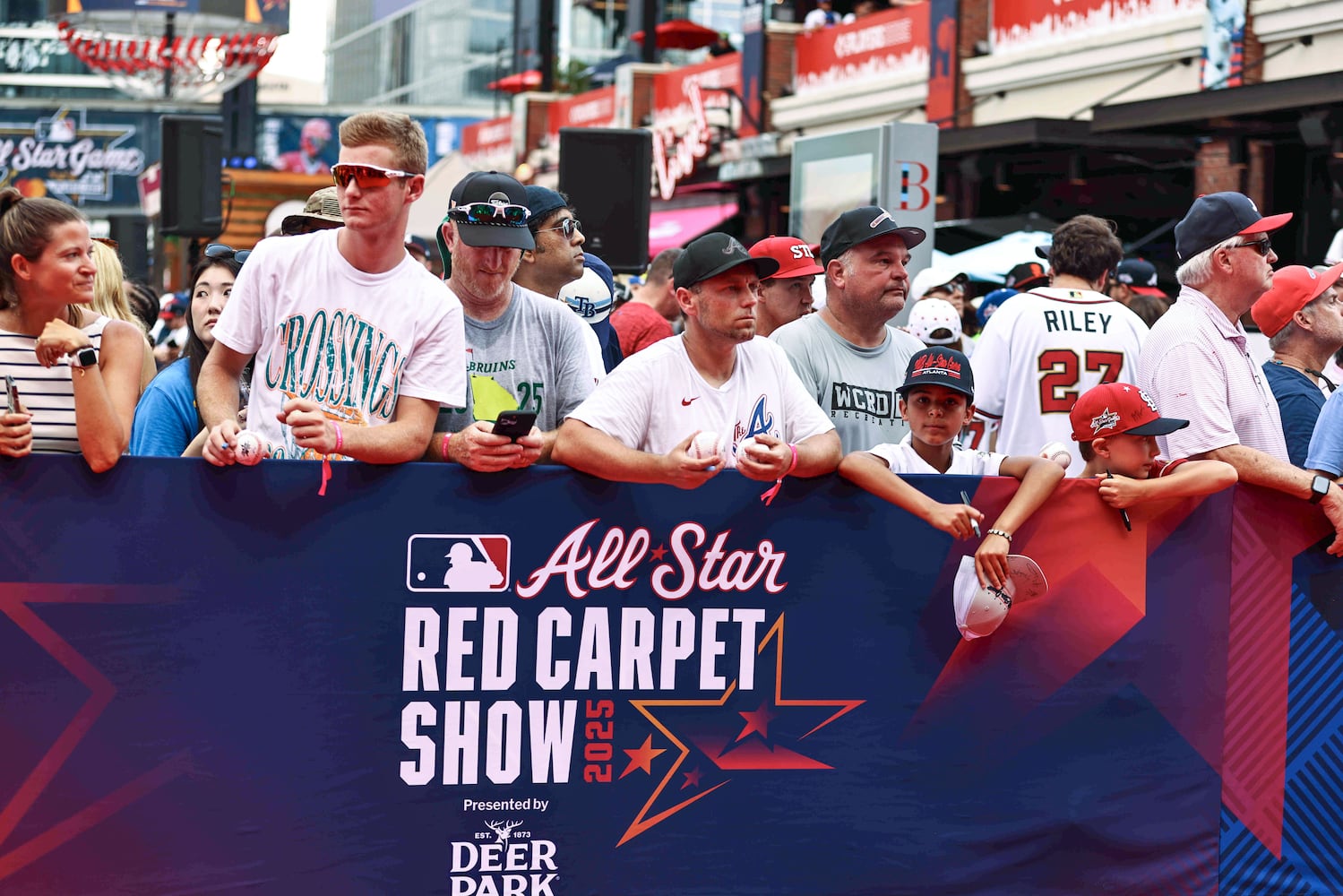 ALLSTAR RED CARPET
