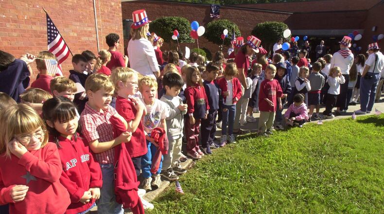 Students outside Austin Elementary School in Dunwoody. AJC file photo. (Renee' Hannans/Staff).