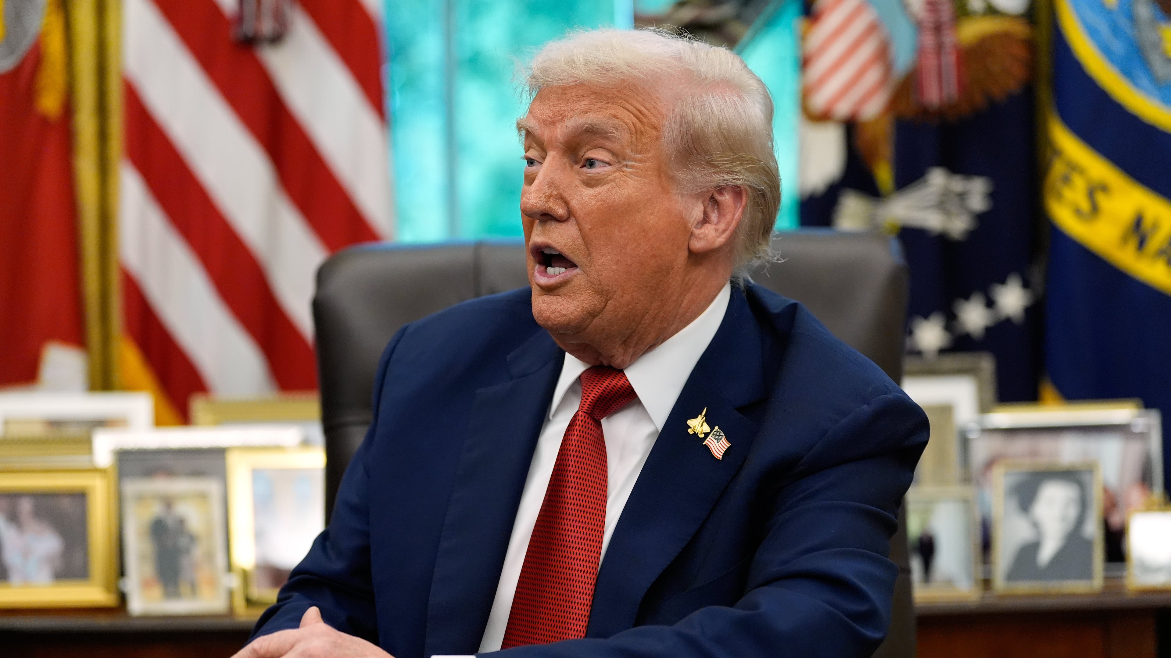 President Donald Trump speaks after signing an executive order regarding TikTok in the Oval Office at the White House, Thursday, Sept. 25, 2025, in Washington. (AP Photo/Alex Brandon)
