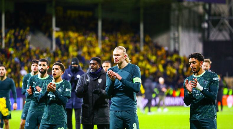 Manchester City's Erling Haaland, center, applauds the crowd after the Champions League soccer match between Bodo/Glimt and Manchester City in Bodo, Norway, Tuesday, Jan. 20, 2026. (Fredrik Varfjell/NTB via AP)