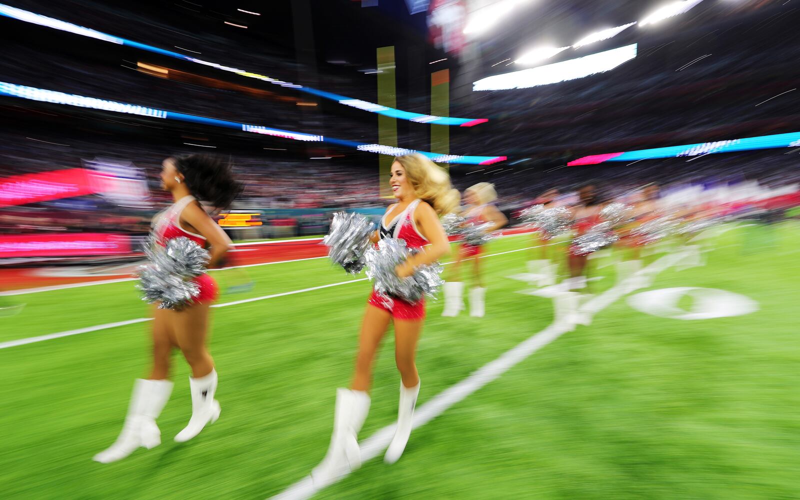 Super Bowl cheerleaders