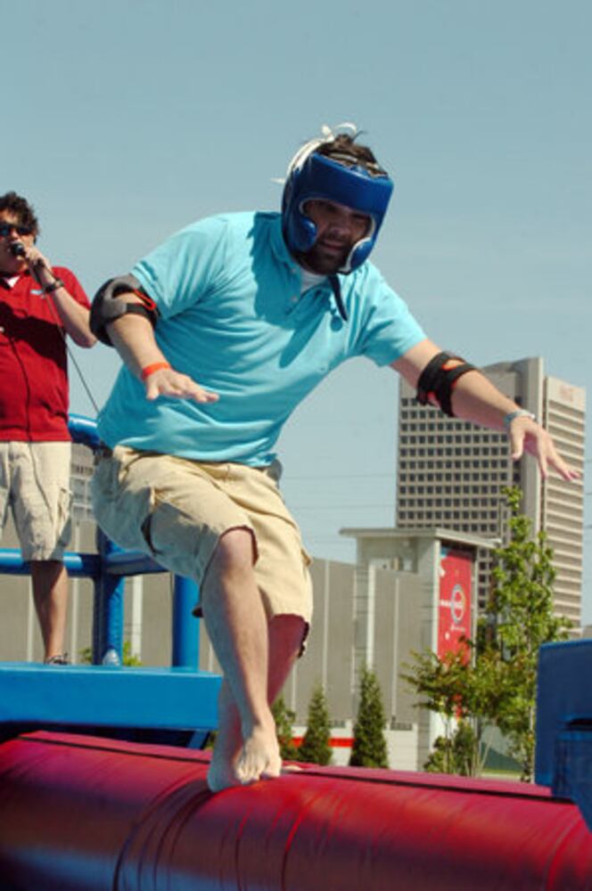 Fans 'Wipeout' when game show stops in Atlanta