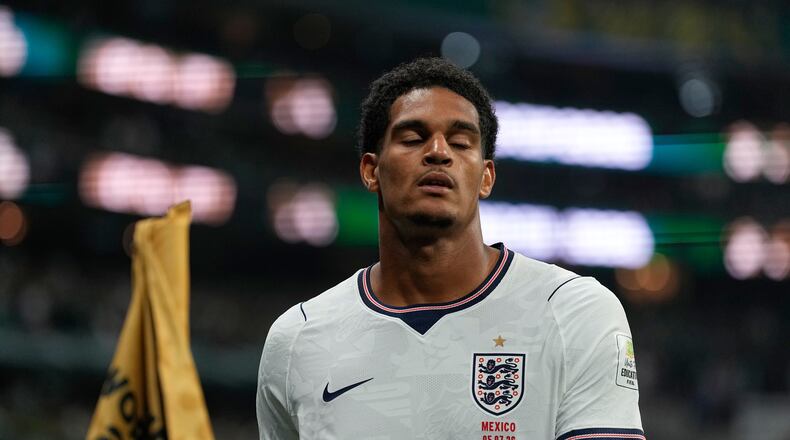 England's Jarell Quansah (26) leaves the field after receiving a red card during the World Cup round of 16 soccer match between Mexico and England in Mexico City, Sunday, July 5, 2026. (AP Photo/Ricardo Mazalan)