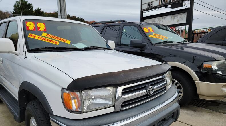 Older model used vehicles for sale at an independent dealership in Chattanooga, Tennessee, on Nov. 11, 2023. Photo courtesy of Chris Hardesty.