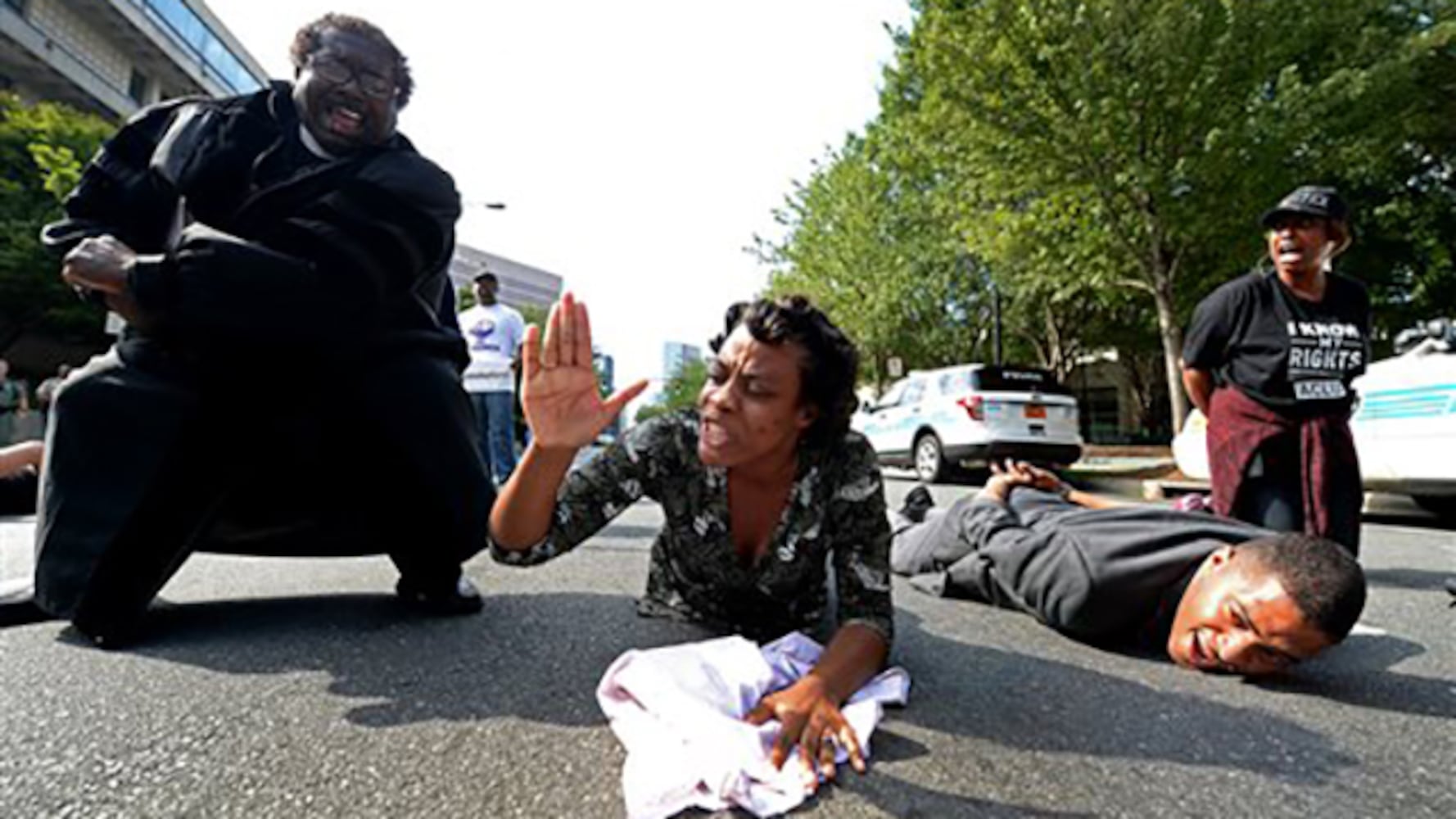 2 arrested in protests that followed Kerrick mistrial