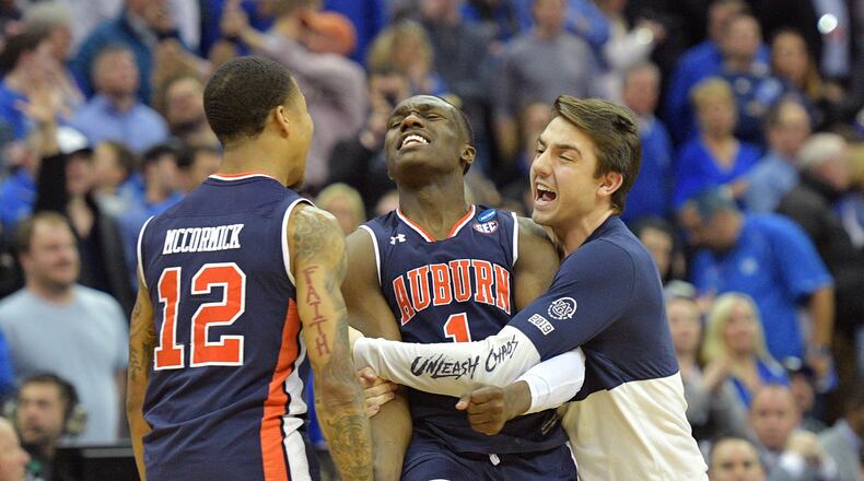 Auburn guard Jared Harper (1) led the Tigers into the Final Four on Sunday.