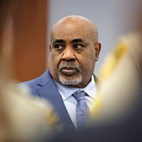 Duane Davis appears in court during his murder trial, related to the 1996 killing of rapper Tupac Shakur, at Clark County District Court Regional Justice Center in Las Vegas, Monday, Aug. 17, 2026. (Steve Marcus/Pool Photo via AP)