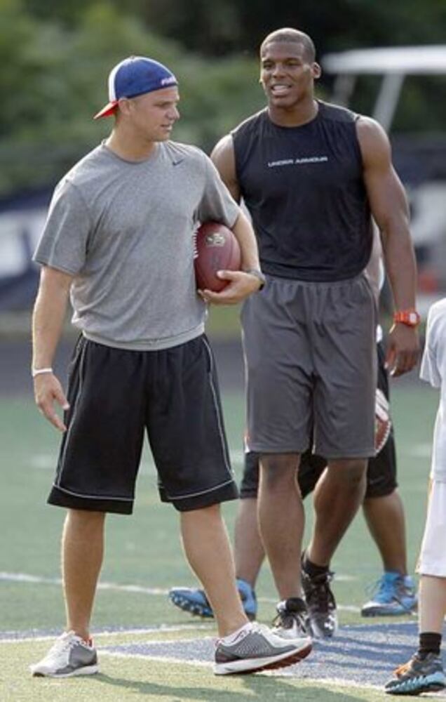 Cam Newton, Panthers teammates work out