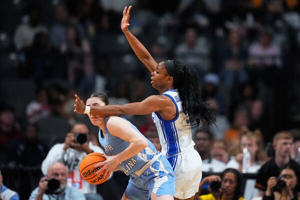 during the second half in the Sweet 16 of the NCAA college basketball tournament, Friday, March 28, 2025, in Birmingham, Ala. (AP Photo/Gerald Herbert)