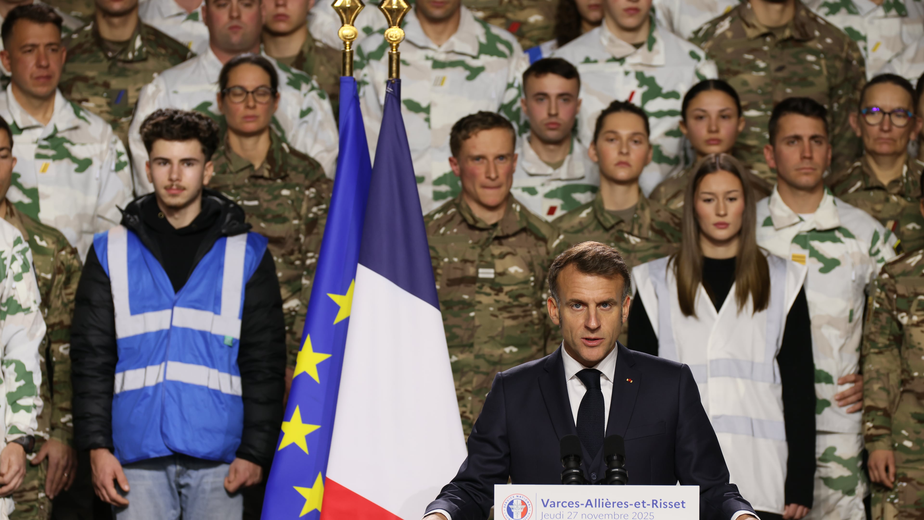 France's President Emmanuel Macron, unveils a new national military service as he speaks to the army at the military base in Varces, French Alps, Thursday, Nov. 27, 2025.(AP Photo/Thomas Padilla, Pool)
