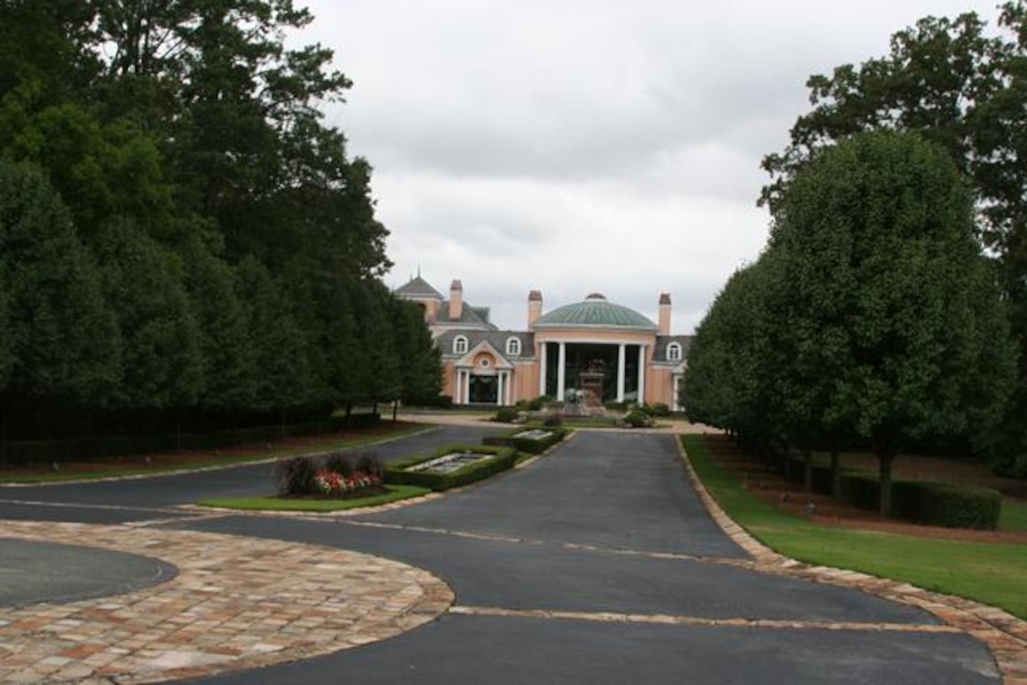 Mansion Once Priced At $40 Million Finally Sold