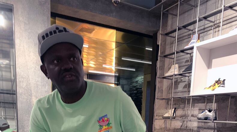 Greg Street is taking over for Kenny Burns in the afternoon spot at V-103. RODNEY HO/rho@ajc.com