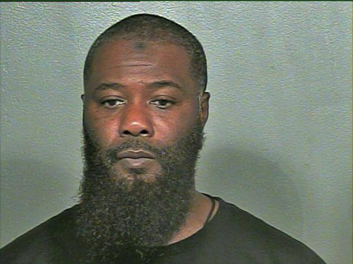 Rapper 2 Chainz and entourage arrested
