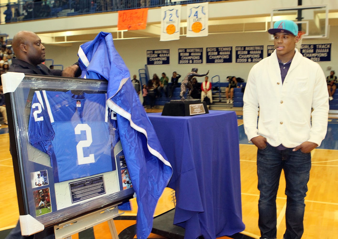 HS jersey retired during ceremony Friday