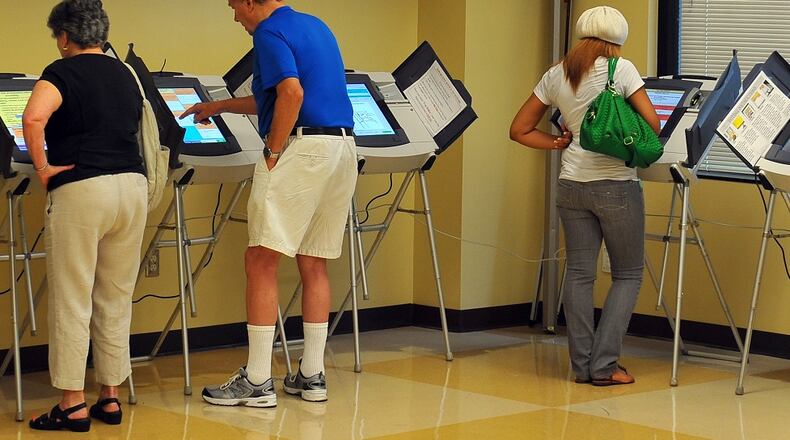 Forsyth County predicts half of voters cast ballots early. AJC file photo
