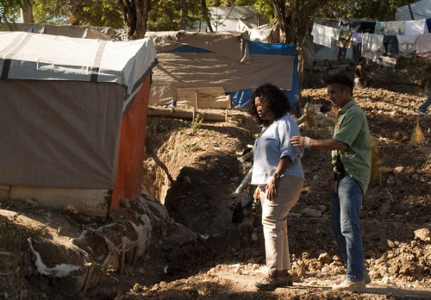 Oprah tours Haiti with Sean Penn