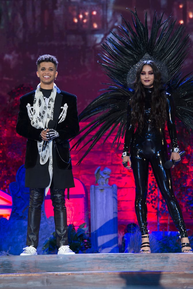 Photos: ‘Hocus Pocus 25th Anniversary Reunion Bash’