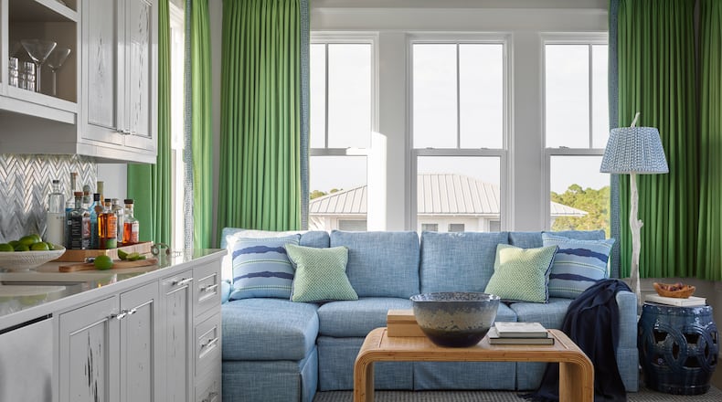 Interior designer Liz Williams recommends white walls and keeping your color palette down to a few key shades to help a small space feel larger. Photo: Courtesy of Liz Williams Interiors