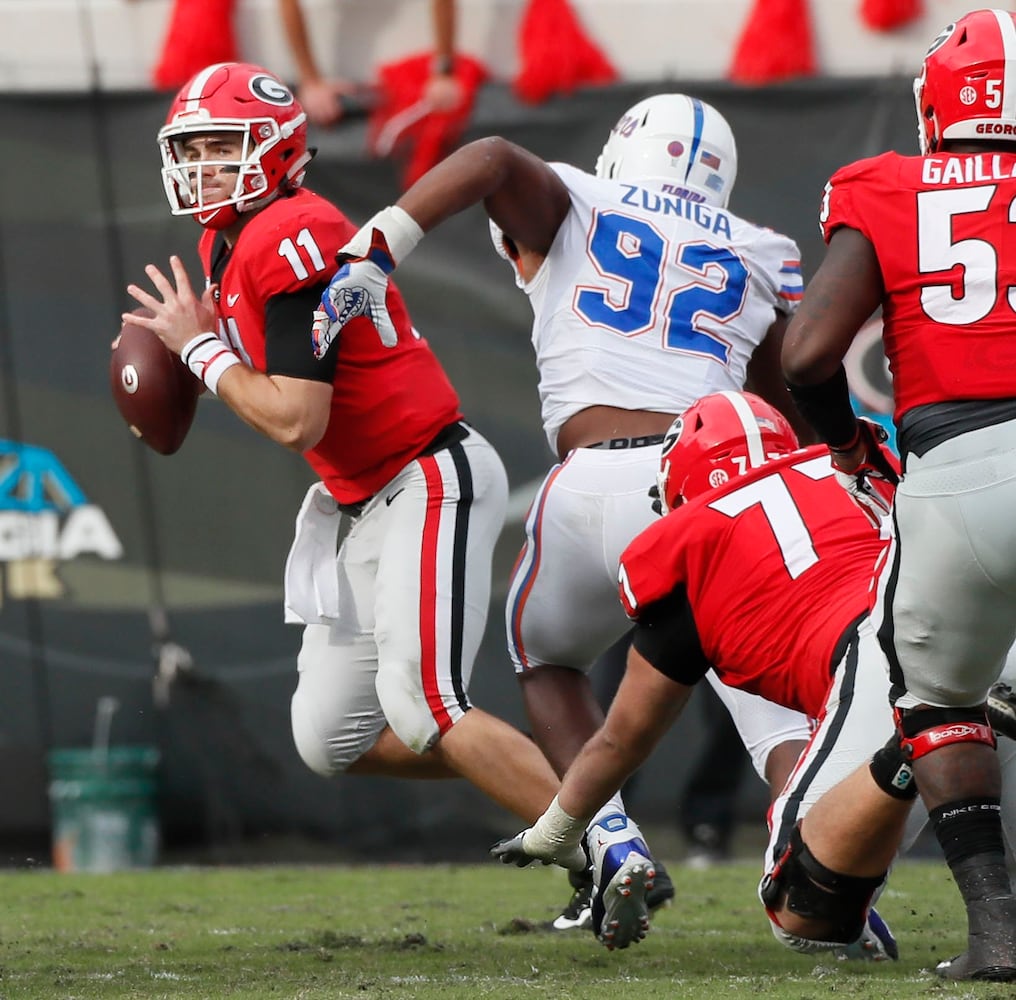 Photos: Bulldogs outlast the Gators in Jacksonville