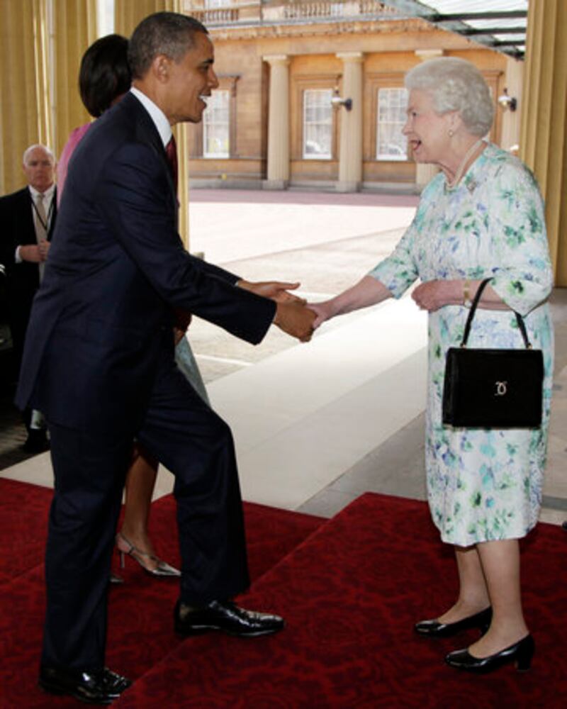 Obamas visit Buckingham Palace
