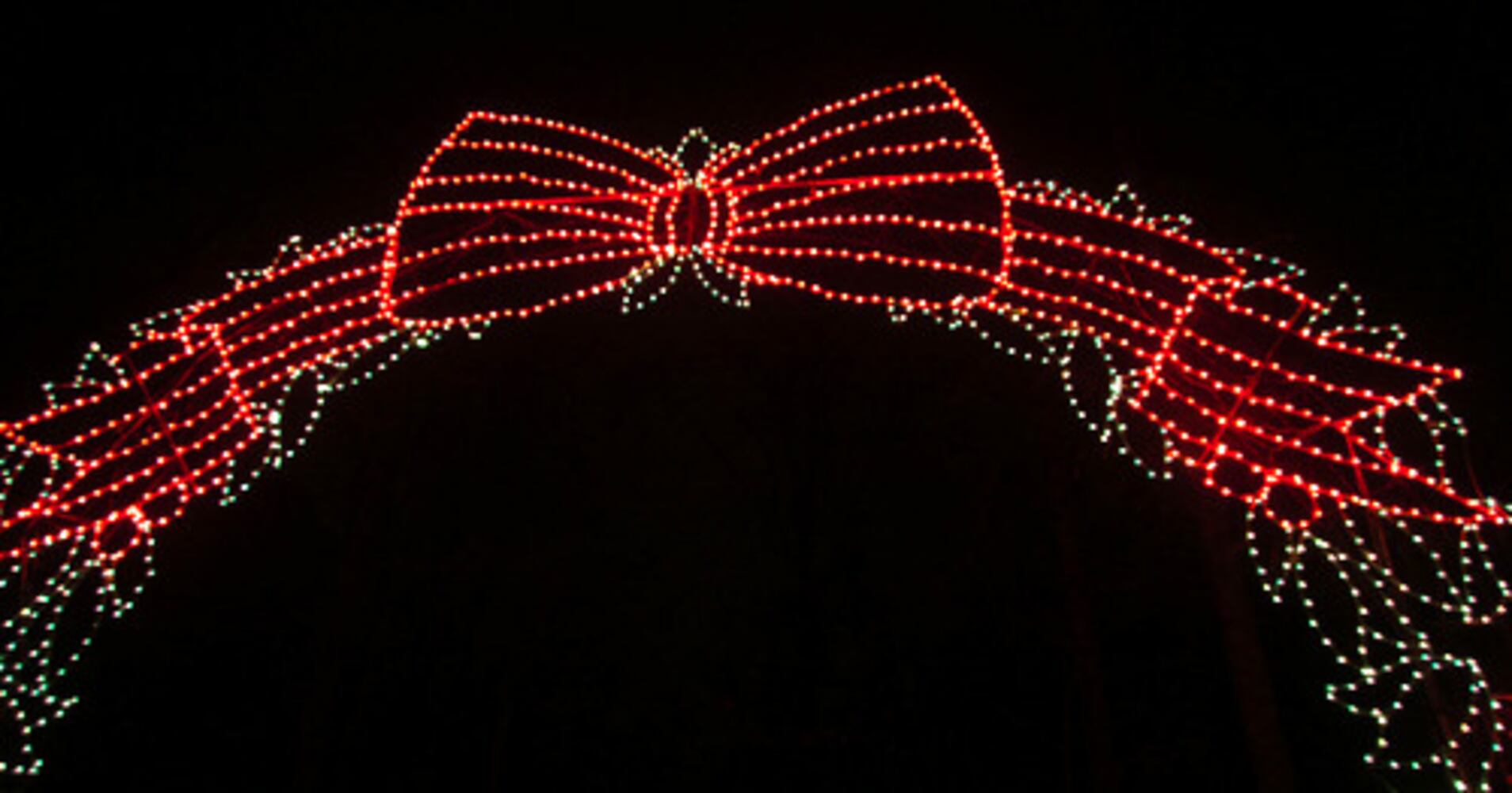 Holiday lights sparkle in metro Atlanta