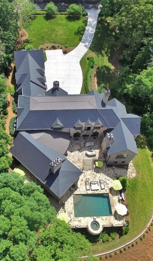1155 W Conway Dr NW, Atlanta, GA 30327