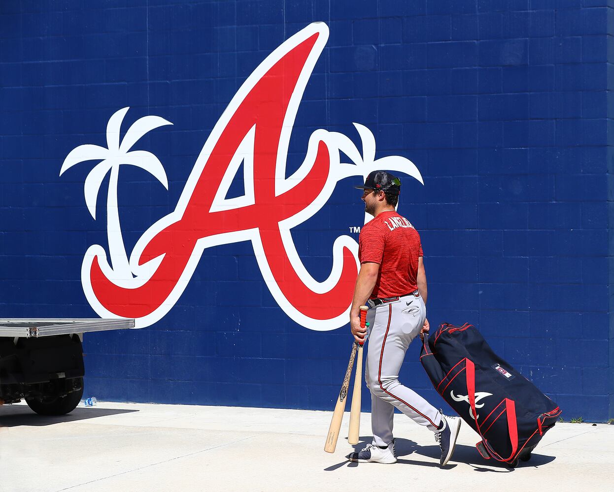 BRAVES PHOTO
