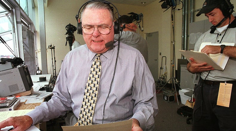 Keith Jackson before the Nebraska-Cal game in 1999.