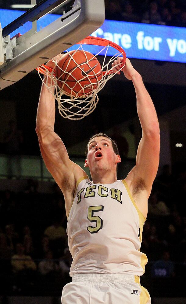 Yellow Jackets hammer Demon Deacons 82-62 on Jan. 26