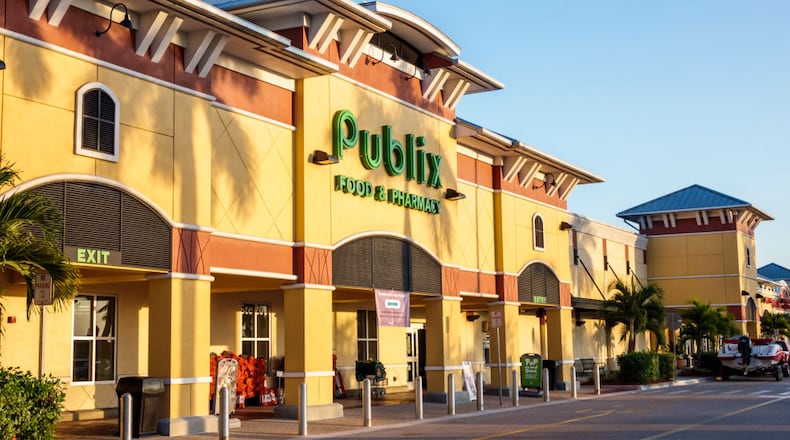 Florida, Fort Myers, Publix, supermarket Entrance. (Photo by: Jeffrey Greenberg/UIG via Getty Images)