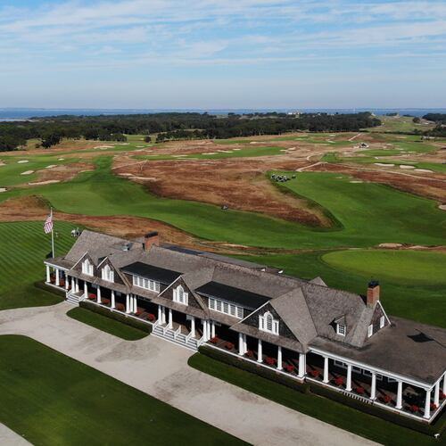 FILE - The clubhouse is seen at Shinnecock Hills Golf Club in Southampton, N.Y., Monday, Sept. 15, 2025. (AP Photo/Seth Wenig, File(