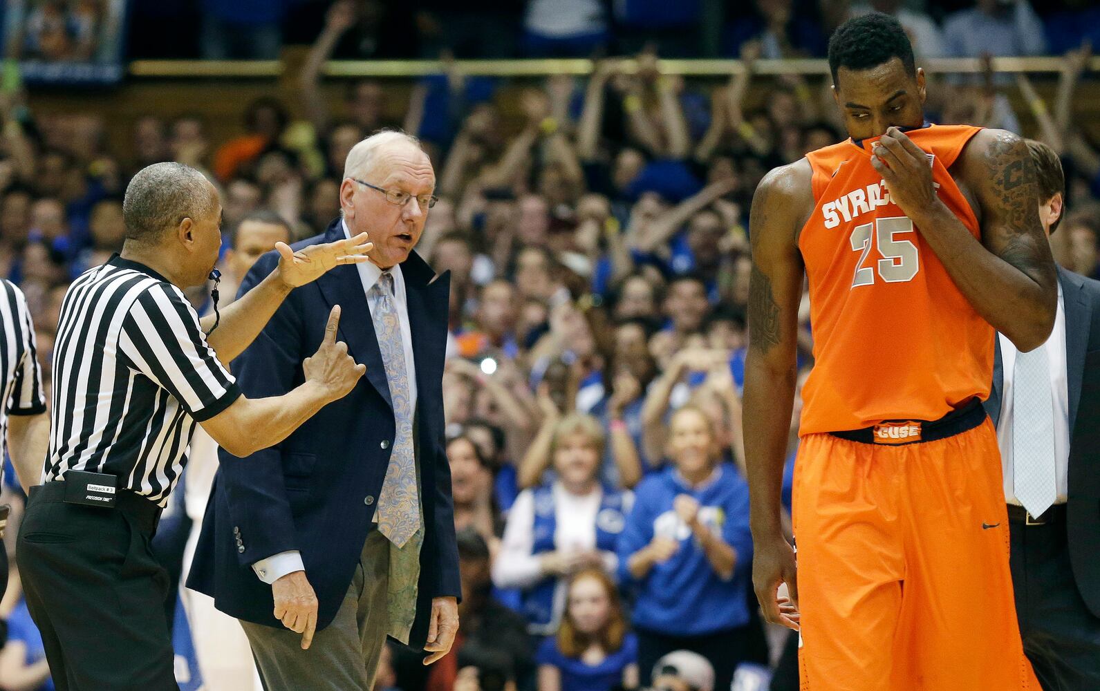 Syracuse coach ejected, Feb. 22, 2014