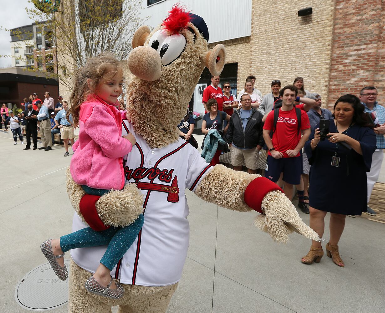 Photos: Opening day festivities at SunTrust Park