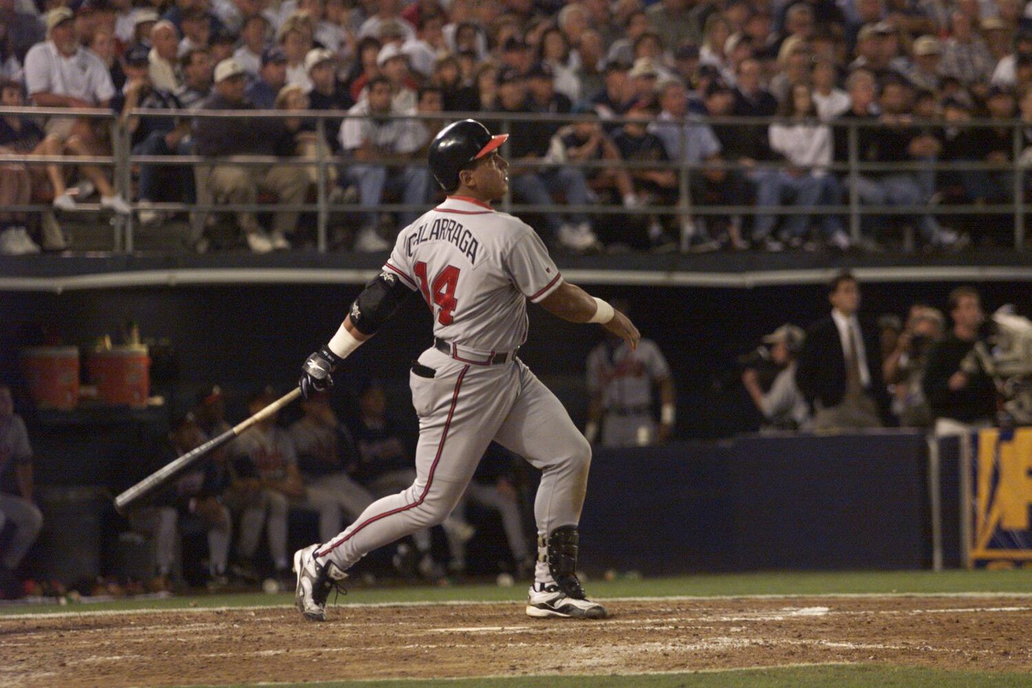 1B in 2000: Andres Galarraga