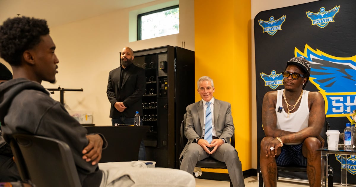 Young Thug makes first post-jail metro Atlanta appearance at local school