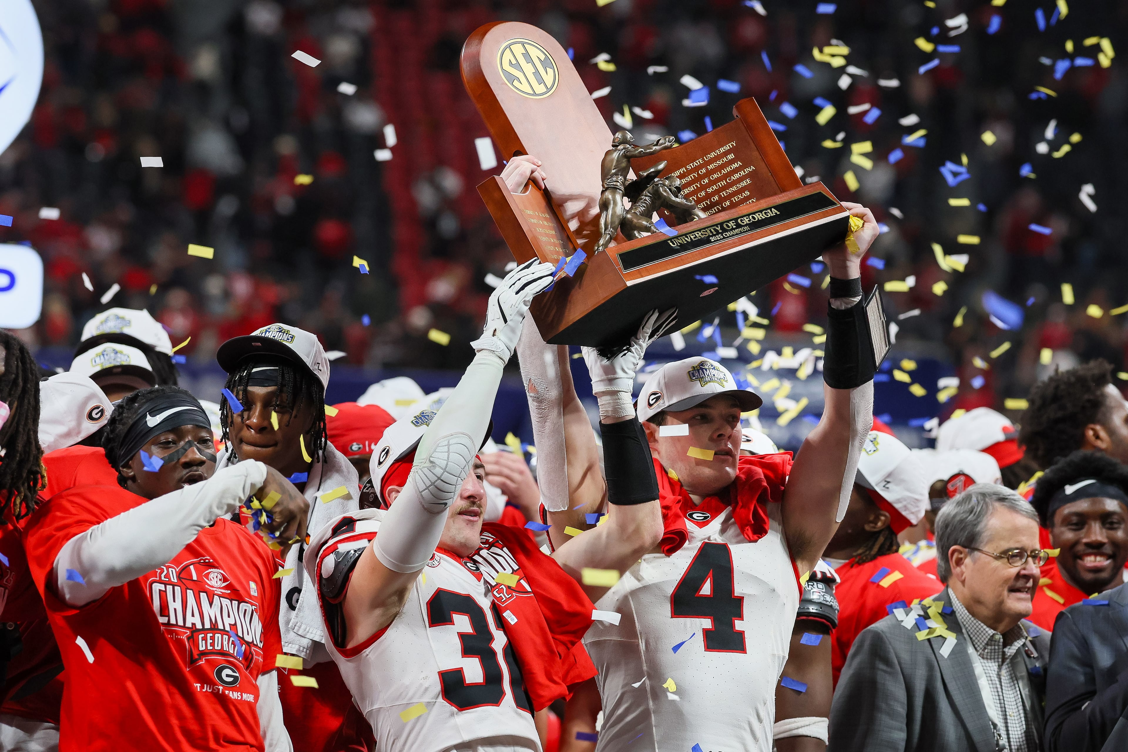 Georgia tight end Oscar Delp (4) celebrates a 28-7 victory over Alabama in the SEC Championship game at Mercedes-Benz Stadium, Saturday, Dec. 6, 2025, in Atlanta. (Jason Getz / AJC)