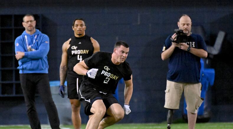 Georgia Tech tight end Dylan Leonard runs a drill during Georgia Tech Pro Day at Georgia Tech football's indoor practice facility, Friday, March 15, 2024, in Atlanta. (Hyosub Shin / Hyosub.Shin@ajc.com)