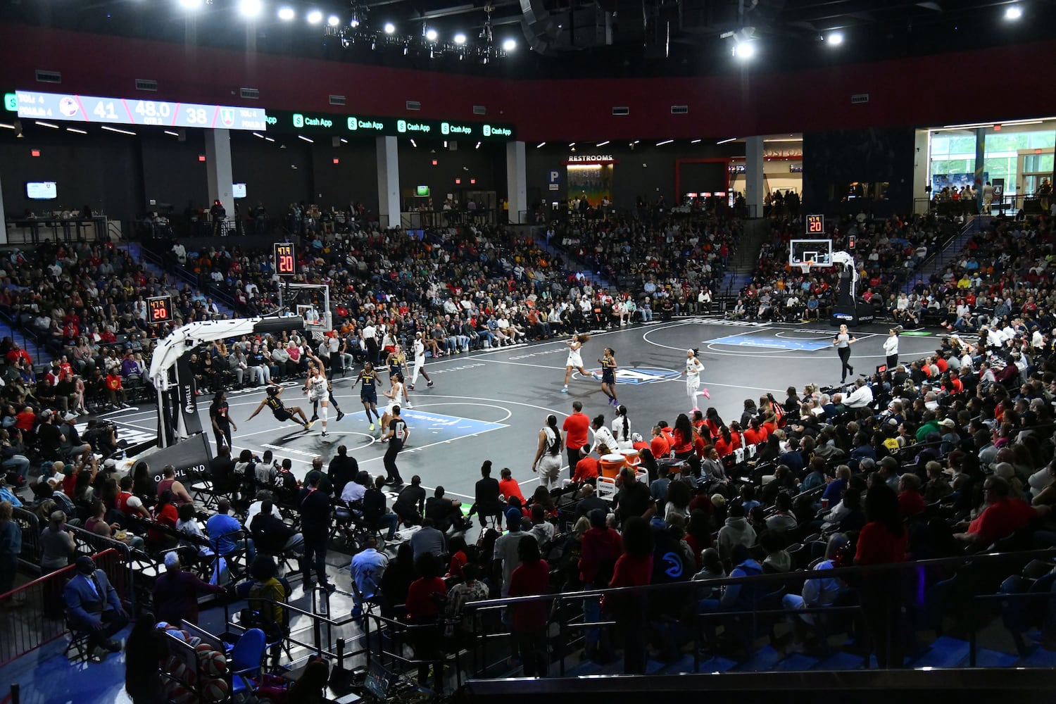 Exhibition game between Atlanta Dream and Indiana Fever