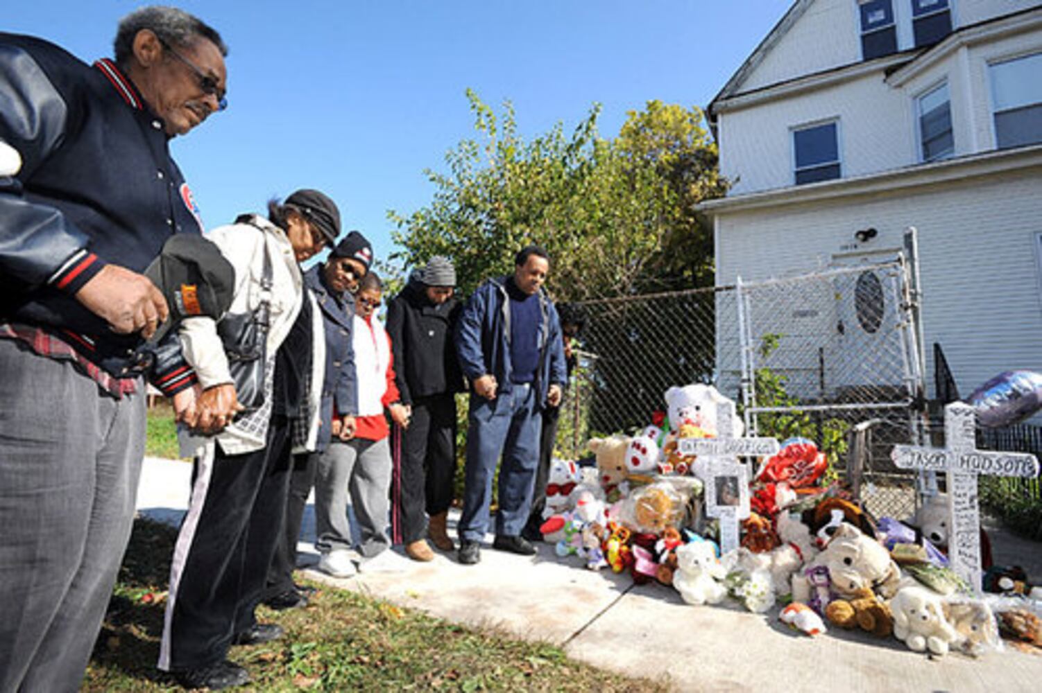 Hudson's mother, brother, nephew found dead