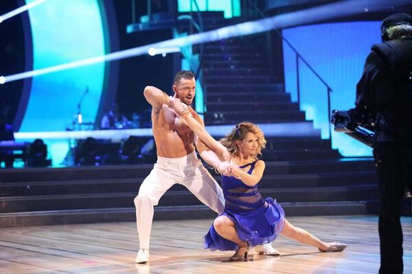 DANCING WITH THE STARS - "Episode 1906" - International superstar Pitbull returned to the ballroom and for the first time joined Julianne Hough, Carrie Ann Inaba and Bruno Tonioli as a guest judge MONDAY, OCTOBER 20 (8:00-10:01 p.m., ET) on "Dancing with the Stars." Pitbull kicked-off the night with a steamy performance of his hit single "Fireball" followed by the nine remaining celebrities performing to a mix of his hits and personal favorite songs. Dance styles included Salsa, Rumba, Foxtrot, Tango and Jazz. (ABC/Adam Taylor) ARTEM CHIGVINTSEV, LEA THOMPSON DANCING WITH THE STARS - "Episode 1906" - International superstar Pitbull returned to the ballroom and for the first time joined Julianne Hough, Carrie Ann Inaba and Bruno Tonioli as a guest judge MONDAY, OCTOBER 20 (8:00-10:01 p.m., ET) on "Dancing with the Stars." Pitbull kicked-off the night with a steamy performance of his hit single "Fireball" followed by the nine remaining celebrities performing to a mix of his hits and personal favorite songs. Dance styles included Salsa, Rumba, Foxtrot, Tango and Jazz. (ABC/Adam Taylor) ARTEM CHIGVINTSEV, LEA THOMPSON