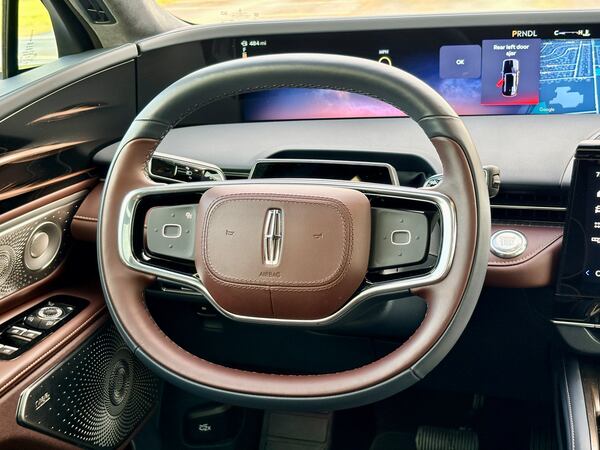 2026 Lincoln Nautilus interior. (Robert Duffer/Cox Automotive)