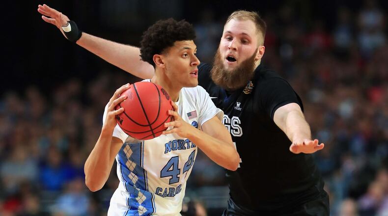 Justin Jackson of the North Carolina Tar Heels handles the ball against Przemek Karnowski of the Gonzaga Bulldogs in the first half during the 2017 NCAA Men’s Final Four National Championship game at University of Phoenix Stadium on April 3, 2017 in Glendale, Arizona. (Photo by Tom Pennington/Getty Images)