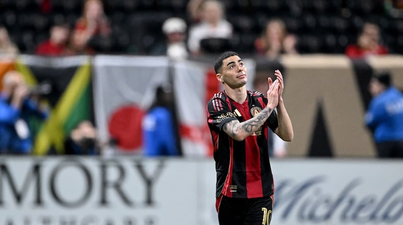 Atlanta United midfielder Miguel Almiron (10) reacts as he leaves at the end of the second half of Atlanta United’s MLS season opener at Mercedes-Benz Stadium, Saturday, Feb. 22, 2025, in Atlanta. Atlanta United won 3-2 over CF Montreal. (Hyosub Shin / AJC)
