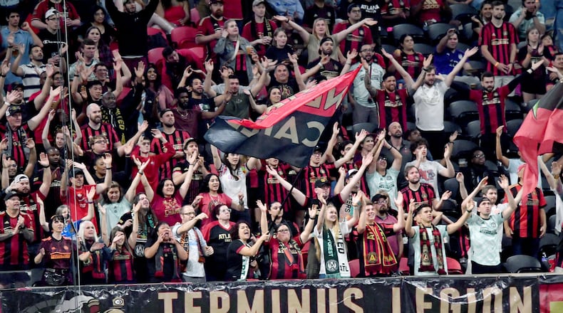Atlanta United fans cheer during the first half in a MLS soccer match at Mercedes-Benz Stadium, Wednesday, June 21, 2023, in Atlanta. Atlanta United ties New York City FC 2 - 2.(Hyosub Shin / Hyosub.Shin@ajc.com)