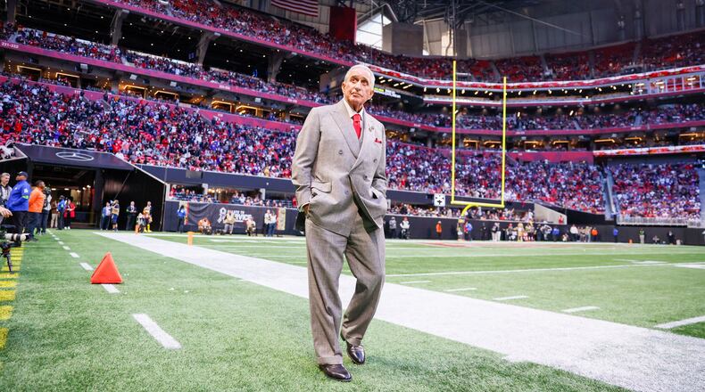 Falcons Owner Arthur Blank watches the fans as the Falcons play the last minute of the game against the Minnesota Vikings on Sunday, November 5, 2023, at Mercedes-Benz Stadium in Atlanta. Falcons lost 31-28.
Miguel Martinz/miguel.martinezjimenez@ajc.com