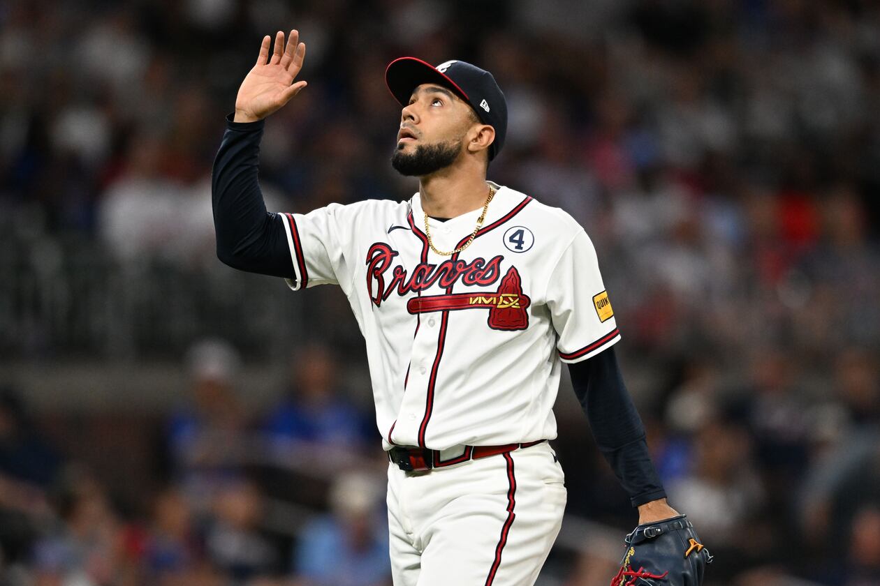 Atlanta Braves pitcher Robert Suarez reacts after striking out Toronto Blue Jays designated hitter George Springer to end the seventh inning of a baseball game at Truist Park, Tuesday, June 2, 2026, in Atlanta. Atlanta Braves won 4-3 over Toronto Blue Jays. (Hyosub Shin/AJC)